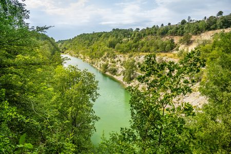 Helder turquoise water bij Lengerich Canyon