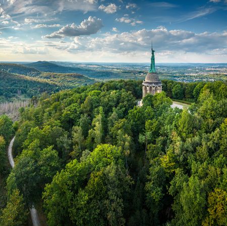 Das Hermannsdenkmal auf der Grotenburg bei Detmold