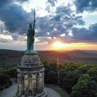 Zonsondergang bij het Hermann monument