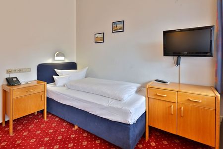 Eenpersoonskamer in Hotel am Park