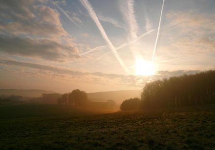 Zonsondergang over het Hankenberger Sauerland in Hilter am Teutoburger Wald
